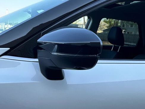 New 2026 Nissan Pathfinder Platinum AWD/4WD image 10