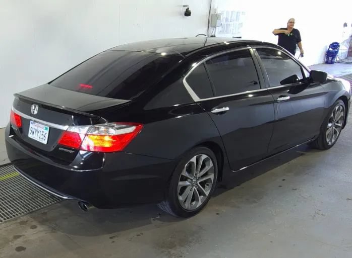 Used 2013 Honda Accord Sport image 2
