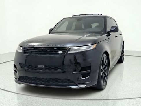 Used 2026 Land Rover Range Rover Sport Dynamic SE AWD/4WD image 4