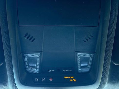 Used 2022 Chevrolet Equinox RS w/ LPO, Floor Liner Package AWD/4WD image 34