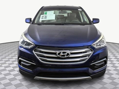 Used 2017 Hyundai Santa Fe Sport image 2