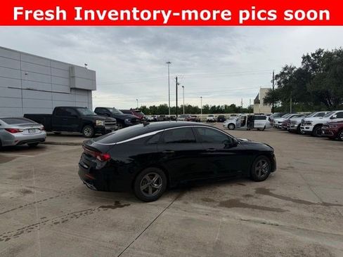 Used 2023 Kia K5 LXS FWD image 3