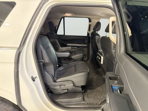Used 2022 Ford Expedition Max XLT RWD image 13