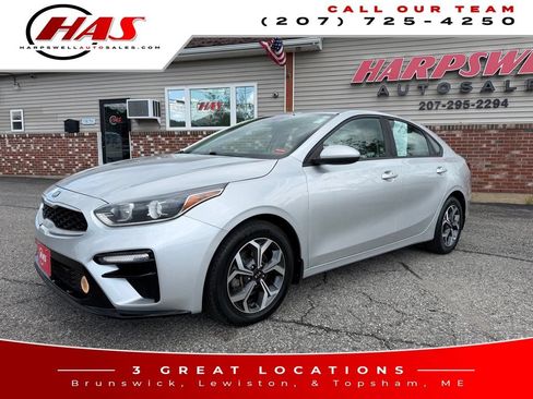 Used 2019 Kia Forte LXS FWD image 2