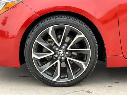 Used 2019 Toyota Corolla XSE image 26