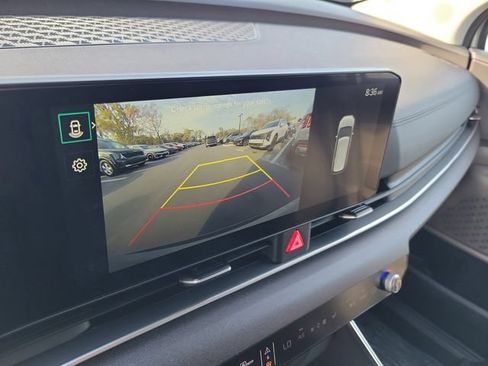New 2026 Kia Carnival EX FWD image 17