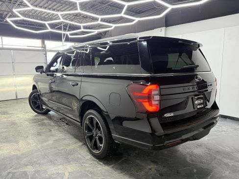 Used 2023 Ford Expedition Max Limited image 39