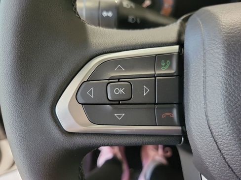 New 2026 Jeep Compass Limited image 15