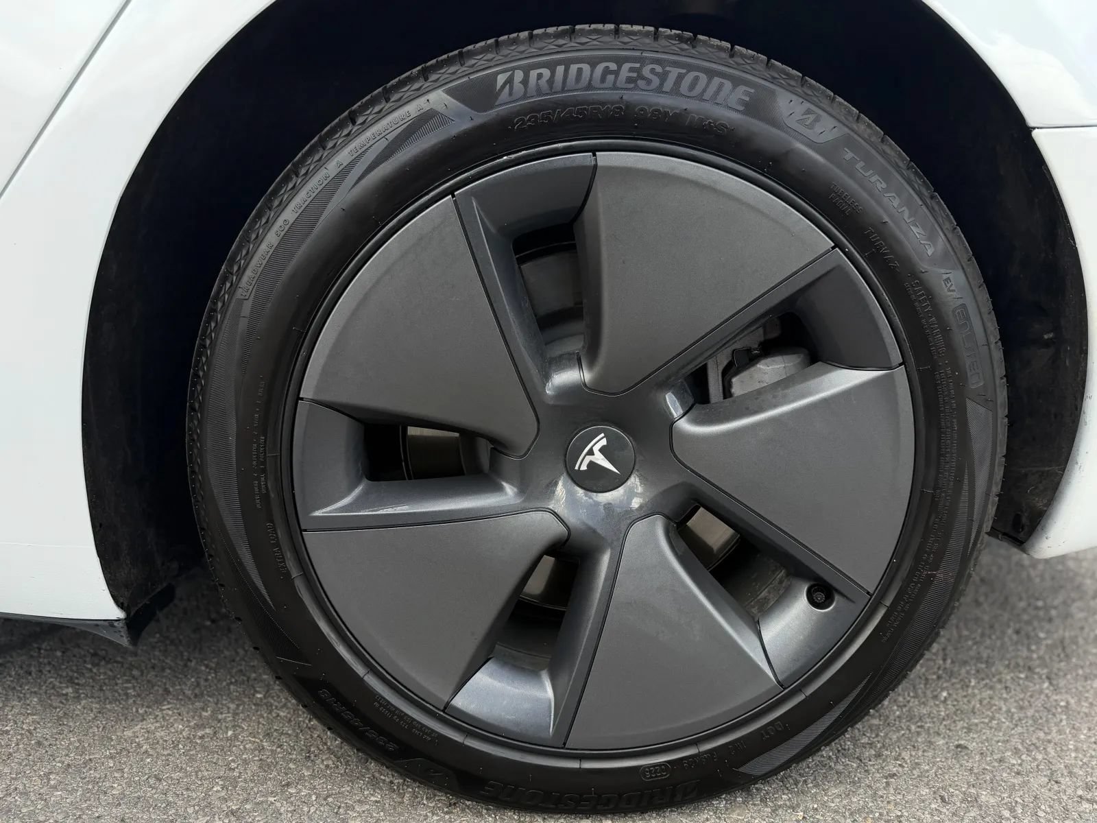 Used 2023 Tesla Model 3 Standard Range RWD image 43