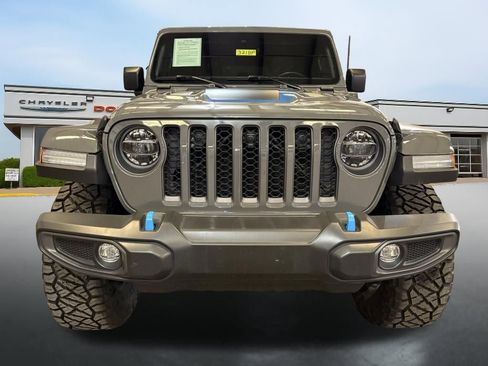 Used 2022 Jeep Wrangler Unlimited Rubicon 4xe w/ Dual Top Group image 8