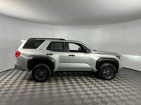 Used 2025 Toyota 4Runner SR5 image 3