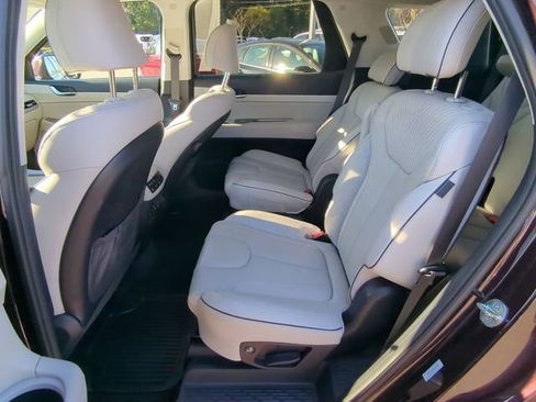 Used 2024 Hyundai Palisade Calligraphy image 34