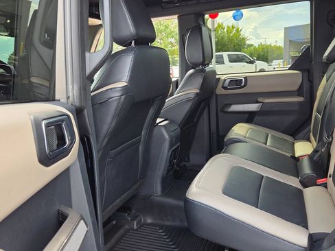 Used 2022 Ford Bronco Wildtrak AWD/4WD image 7