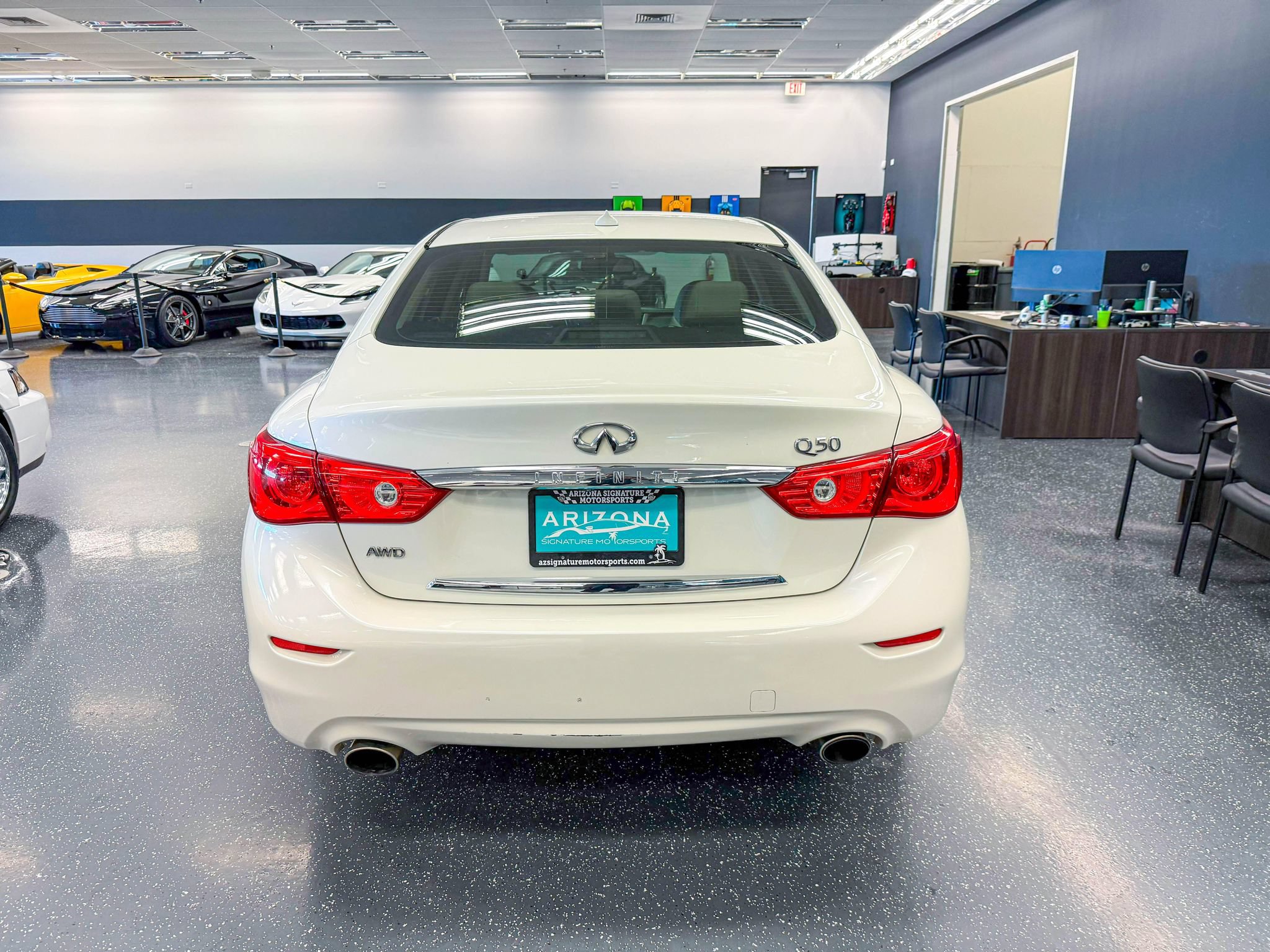 Used 2016 INFINITI Q50 Premium AWD/4WD image 5