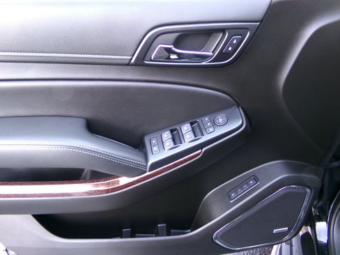 Used 2020 GMC Yukon SLT image 12