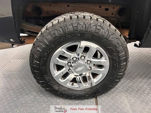 Used 2015 Chevrolet Silverado 2500 LTZ w/ Duramax Plus Package image 17