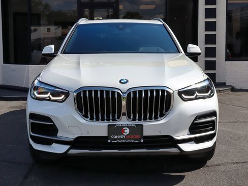 Used 2023 BMW X5 xDrive40i w/ Premium Package AWD/4WD image 3