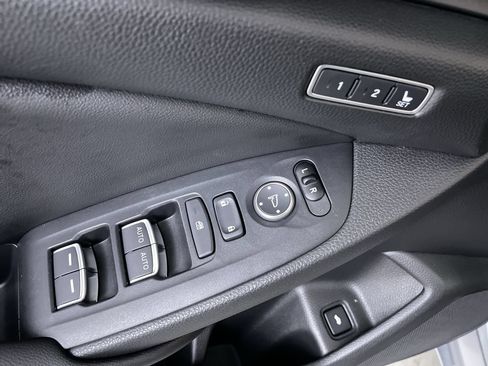 Used 2020 Honda Accord EX-L image 11