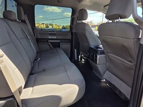 Used 2016 Ford F150 XLT w/ Equipment Group 302A Luxury image 18