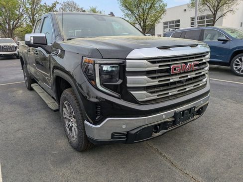 New 2026 GMC Sierra 1500 SLE w/ X31 Off-Road Package image 2