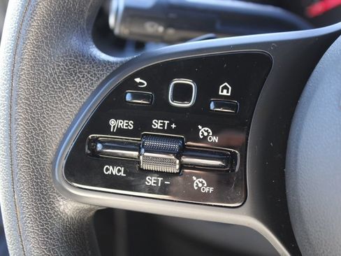 Used 2022 Mercedes-Benz Sprinter 1500 image 46