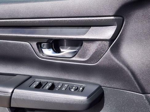 Used 2025 Honda CR-V EX image 19