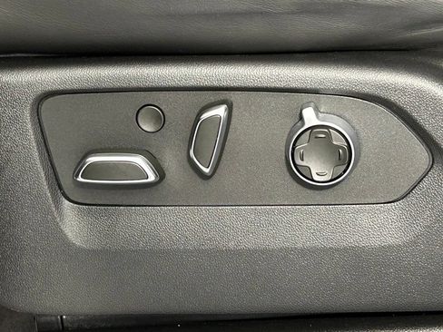 Used 2024 Cadillac Escalade Sport Platinum AWD/4WD image 38