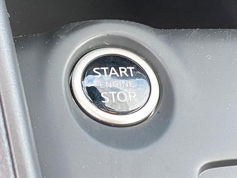 New 2025 Nissan Kicks S image 18