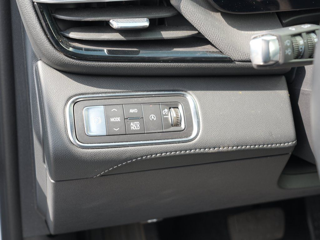 Certified 2026 Buick Enclave Preferred AWD/4WD image 17
