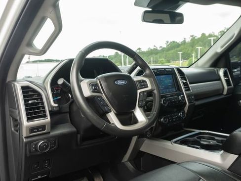 Used 2021 Ford F250 Lariat AWD/4WD image 5