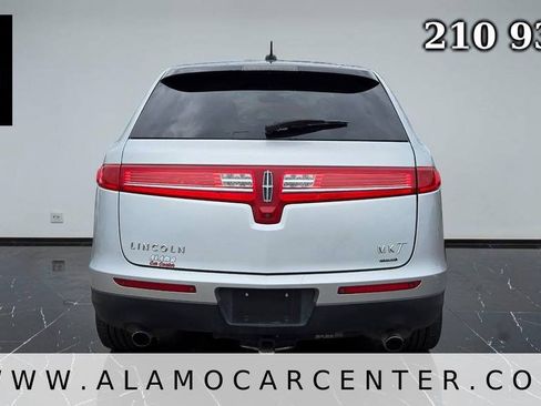 Used 2015 Lincoln MKT AWD w/ Equipment Group 201A image 4