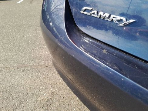 Used 2016 Toyota Camry LE image 41