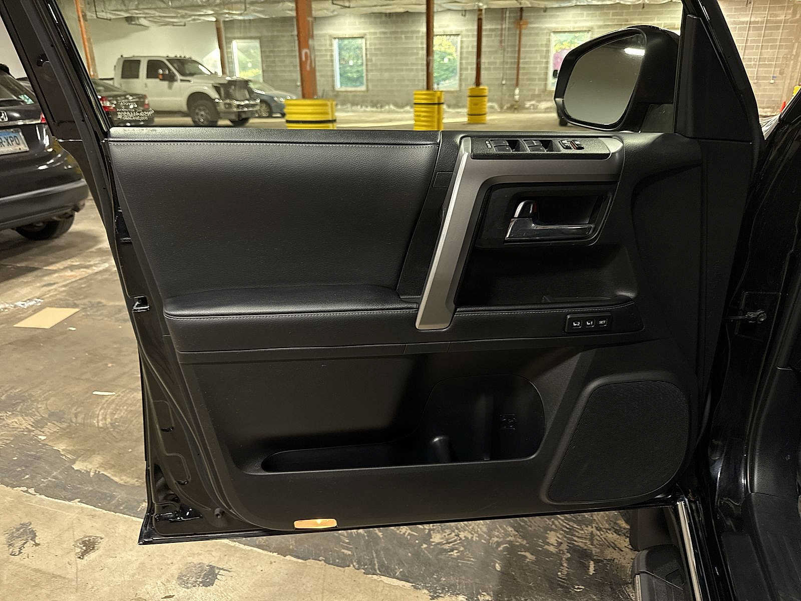Certified 2023 Toyota 4Runner Limited AWD/4WD image 31