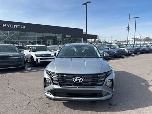 New 2026 Hyundai Tucson SE image 2