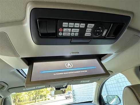 Used 2017 Acura MDX SH-AWD image 16
