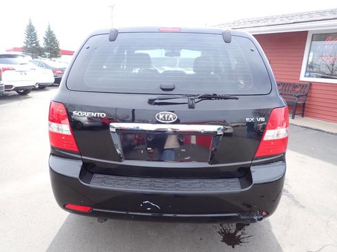 Used 2008 Kia Sorento 2WD image 5