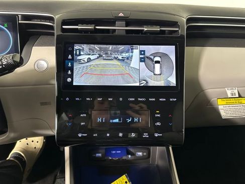 Certified 2023 Hyundai Tucson Limited image 22