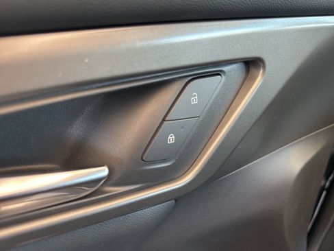 New 2026 Chevrolet Traverse LT w/ Driver Confidence Package image 20