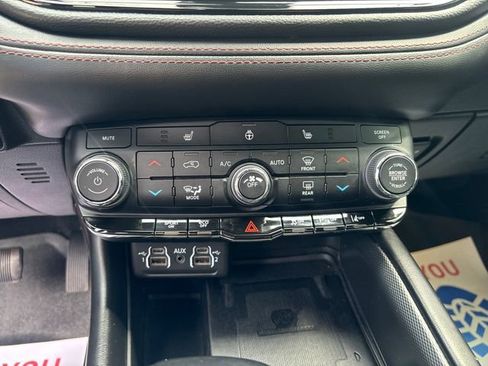 Used 2021 Dodge Durango R/T w/ Technology Group AWD/4WD image 27