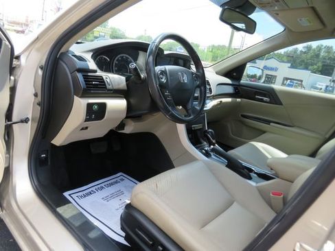 Used 2015 Honda Accord EX-L image 21
