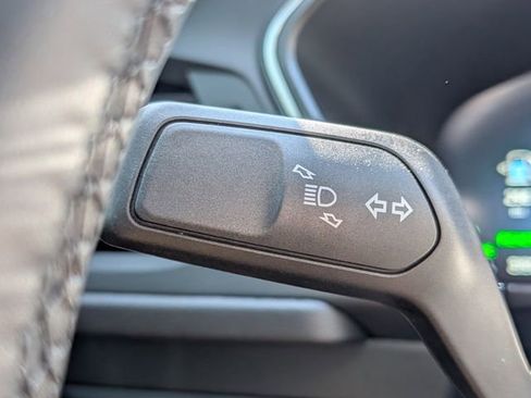 Used 2026 Ford Escape SE w/ PHEV Premium Package FWD image 30