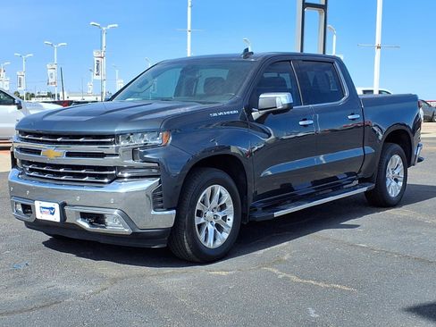 Used 2019 Chevrolet Silverado 1500 LTZ w/ LTZ Premium Package image 3