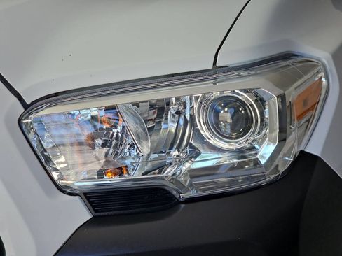 Used 2023 Toyota Tacoma SR RWD image 25
