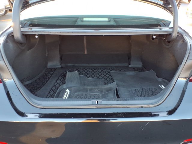 Used 2019 Toyota Avalon Limited w/ All Weather Liner Package FWD image 8