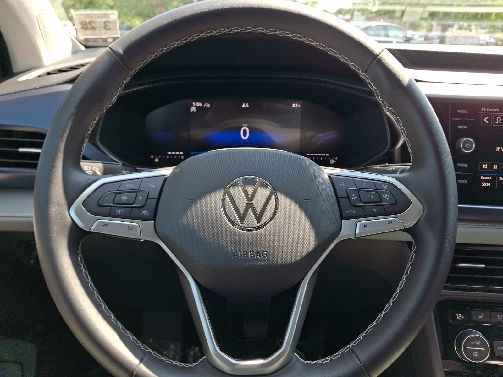 Certified 2024 Volkswagen Taos SE AWD/4WD image 19