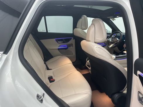 New 2026 Mercedes-Benz GLC 300 image 24