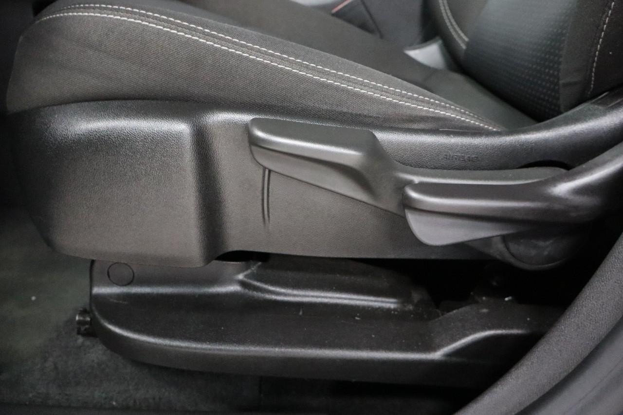 Used 2024 GMC Terrain SLE AWD/4WD image 10