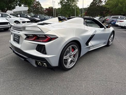 Used 2023 Chevrolet Corvette Stingray Preferred Conv w/ Z51 Performance Package RWD image 15