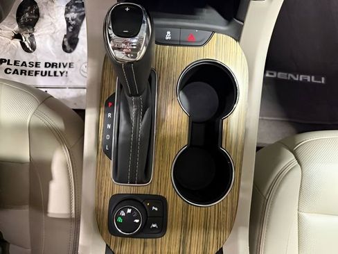 Used 2018 GMC Acadia Denali w/ Technology Package image 24