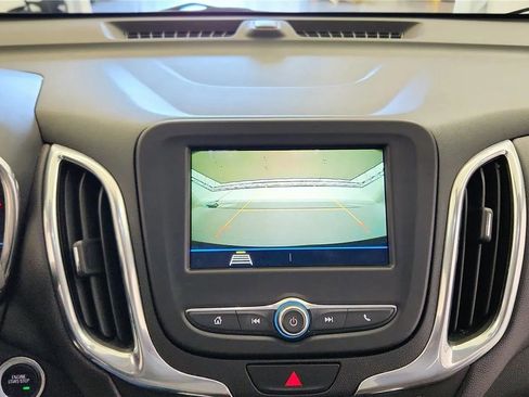 Used 2019 Chevrolet Equinox LT FWD image 25